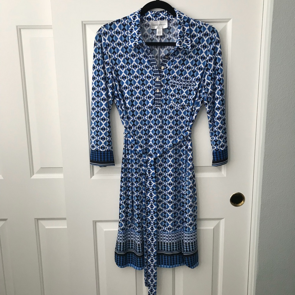Donna Morgan 3/4 sleeve knit shirt dress.